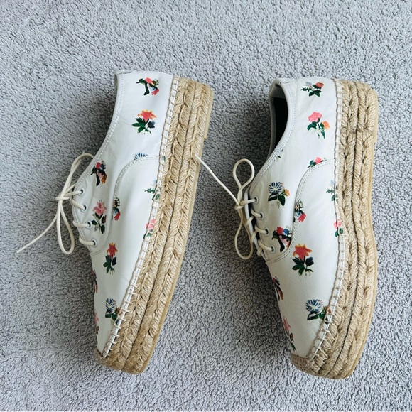 Yves St Laurent leather floral espadrille sneakers.   Brand new, never worn. - Picture 6 of 6